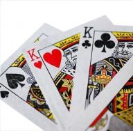 Jóslás kártyákkal a királynak