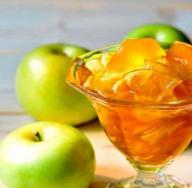 Rezept für Apfelmarmelade mit Scheiben So bereiten Sie transparente Apfelmarmelade mit Scheiben zu